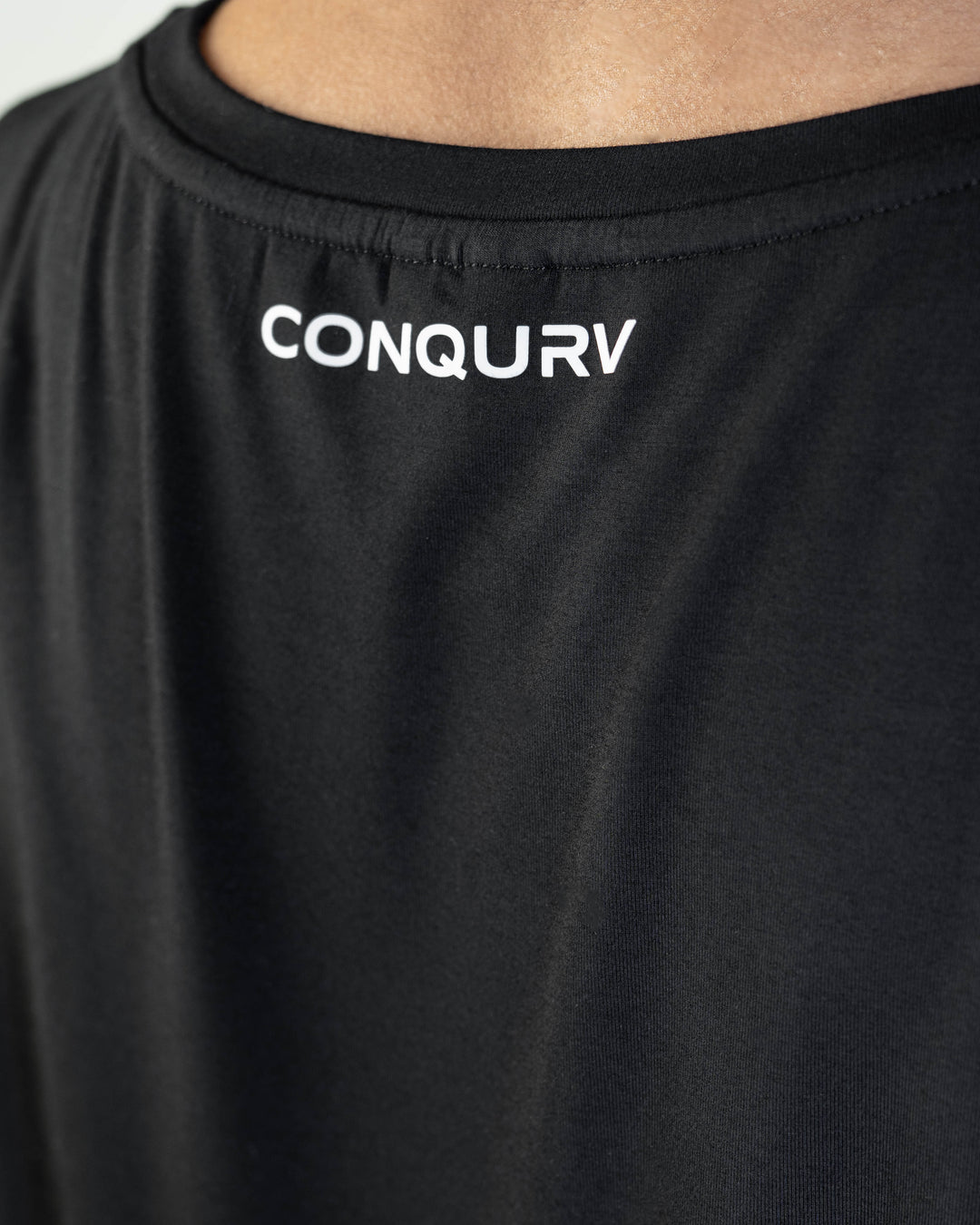 Versatile Long sleeve scallop bottom tee