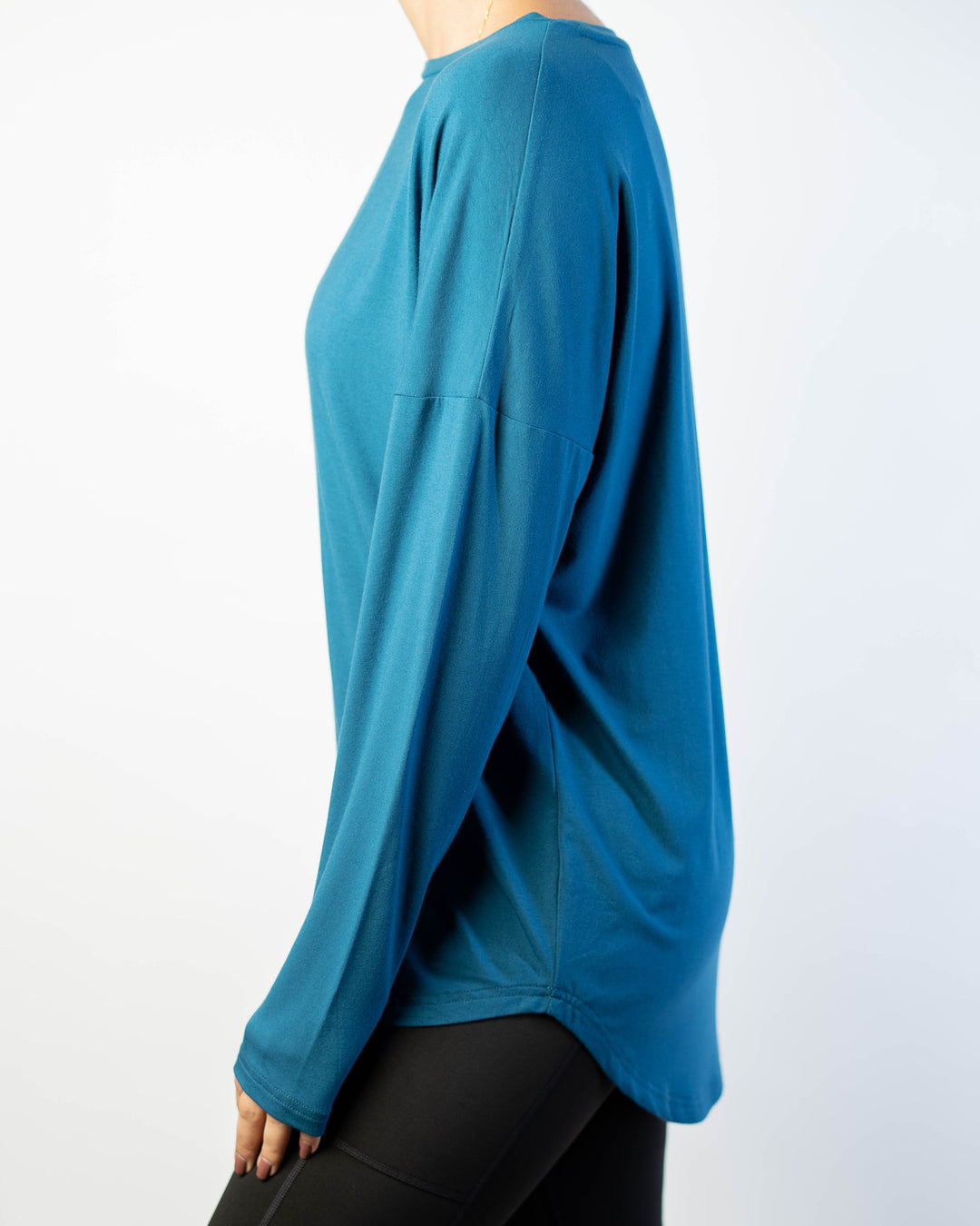 Versatile Long sleeve scallop bottom tee